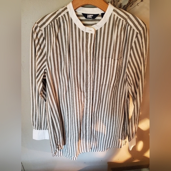 Landsend Long Button Down - Picture 3 of 8